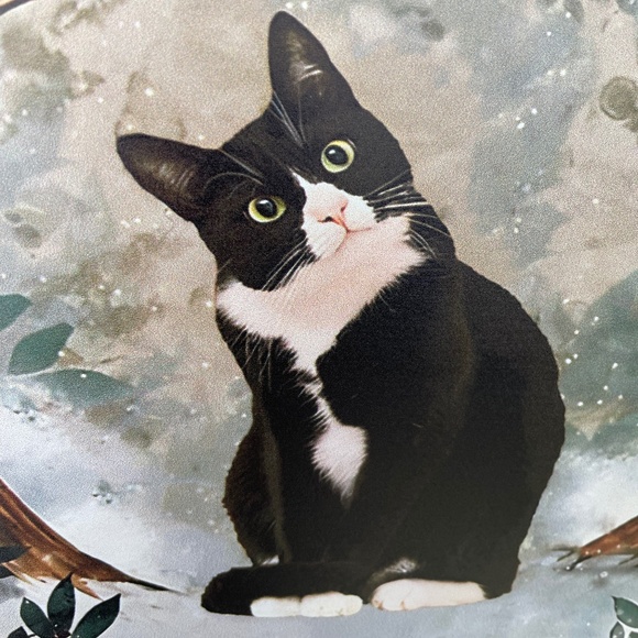 Lovely "Tuxedo Cat" Tin Wall Decor - Picture 3 of 5